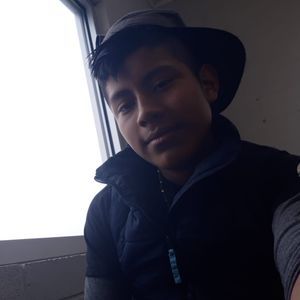 Meet your Posher, Estuardo